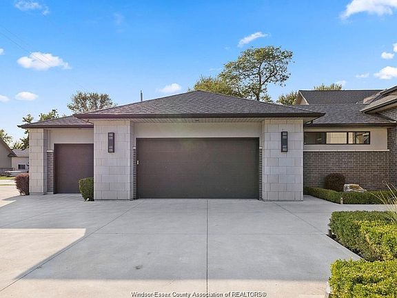 3rd image of 371 Charron Beach Rd