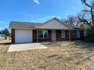310 N Pine St, Altus, AR 72821
