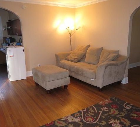 4th image of 4311 1st Ave S