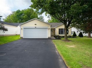 58 Tall Tree Dr, Penfield, NY 14526