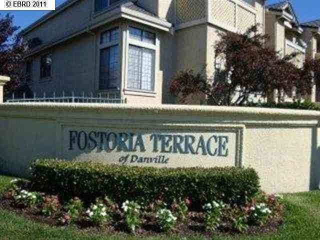 2nd image of 2044 Fostoria Cir