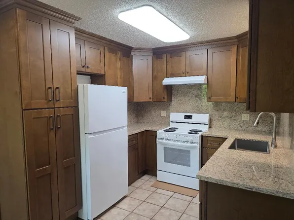 407 N Church St #K, Lodi, CA 95240