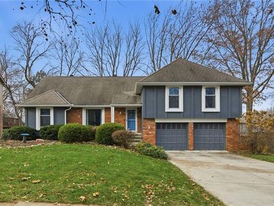 11212 Grandview St, Overland Park, KS, 66210