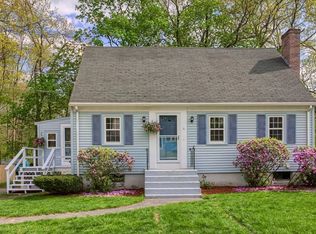 6 Long Lake Rd, Littleton, MA 01460