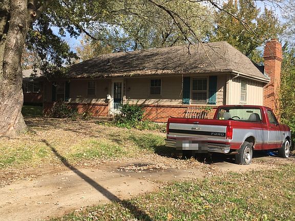 3rd image of 8827 Evanston Way
