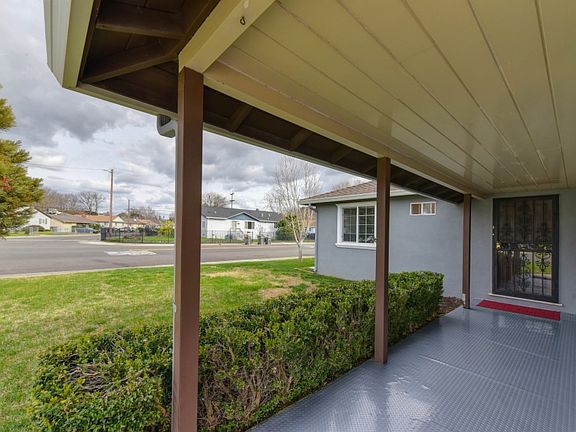 4th image of 1701 Portsmouth Ct