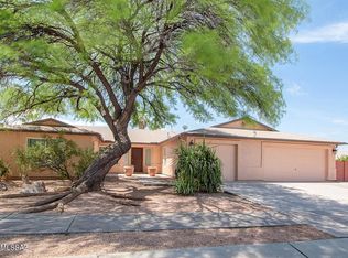 9978 E Moonstruck Way, Tucson, AZ 85747