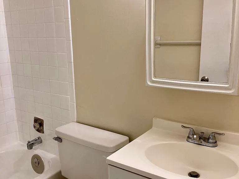 6255 Beechmont Ave #11 — Photo 13