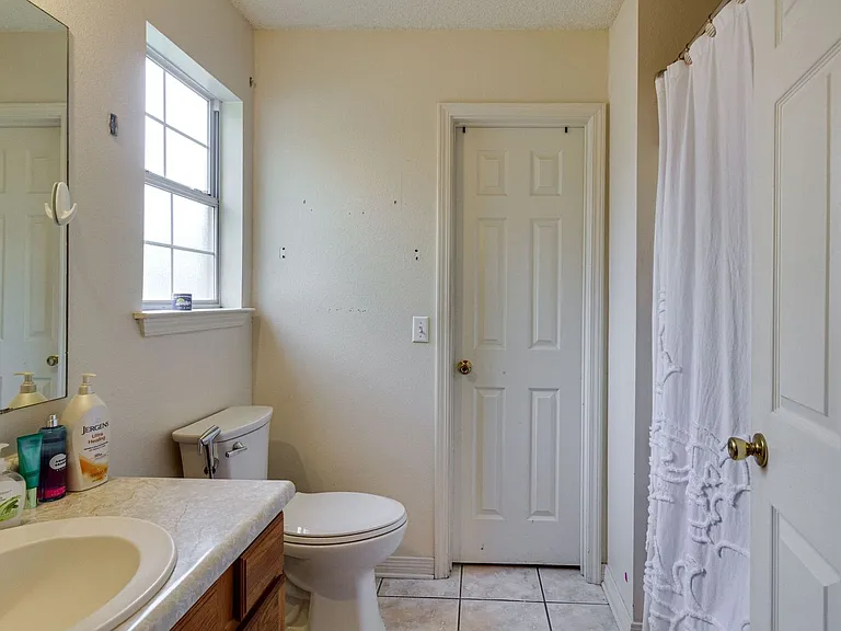 1928 Jo Tam Ln — Photo 15