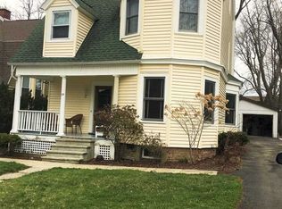37 Hillview Ave, East Greenbush, NY 12061