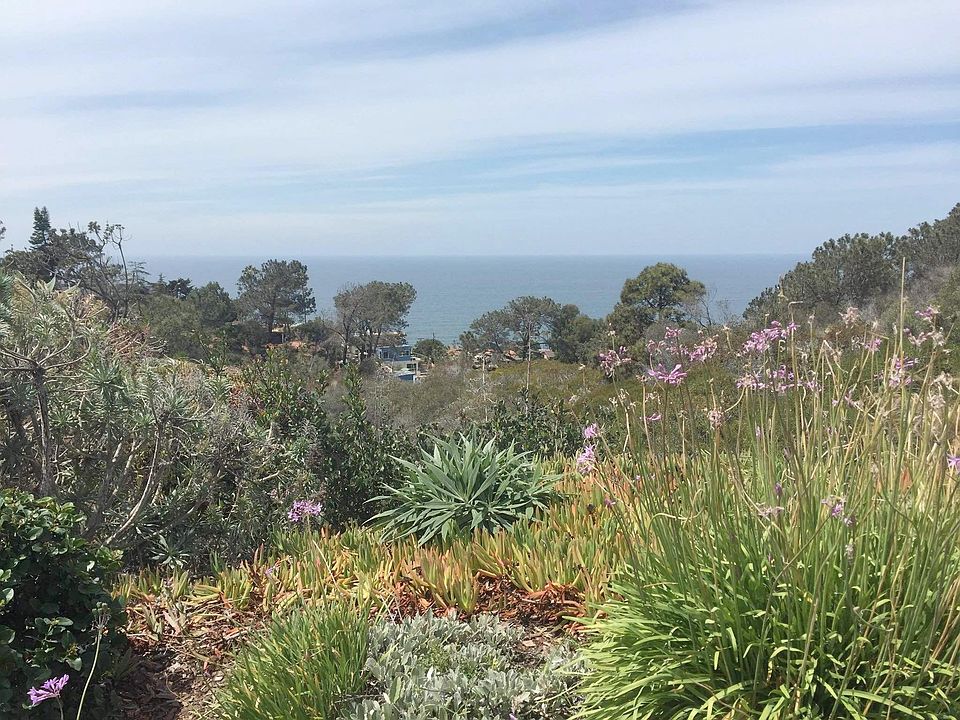 1st image of 888 Moana Dr