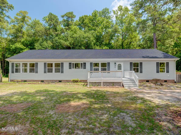 102 Daniel Road, Rocky Point, NC 28457
