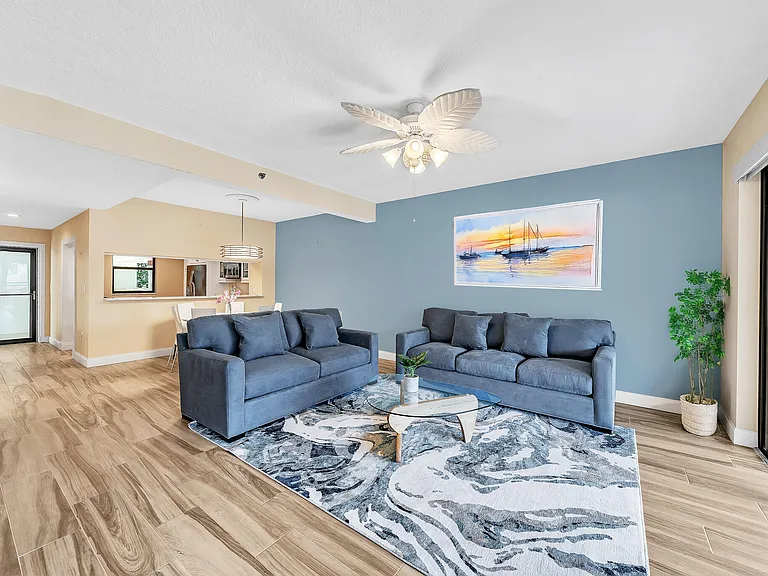 827 Oak Harbour Dr — Photo 38