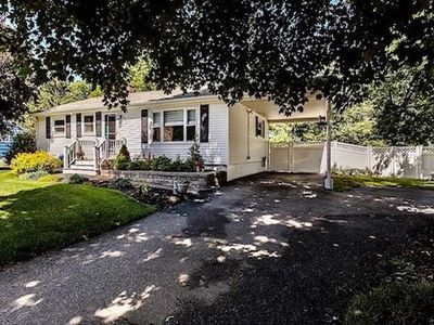 1040 South St, Tewksbury, MA, 01876