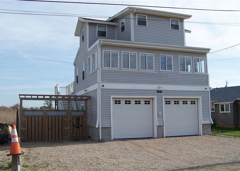 1st image of 13 Barney Ave