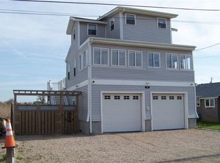 13 Barney Ave, South Kingstown, RI 02879