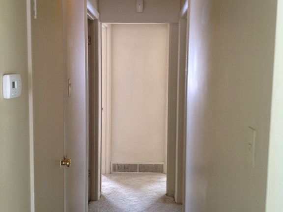 4th image of 3629 N Hawthorne Ln