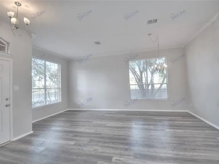 7297 Chinquapin Dr — Photo 9