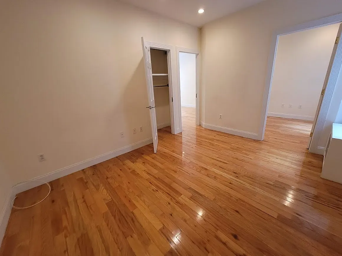 408 West 44th Street — Photo 2
