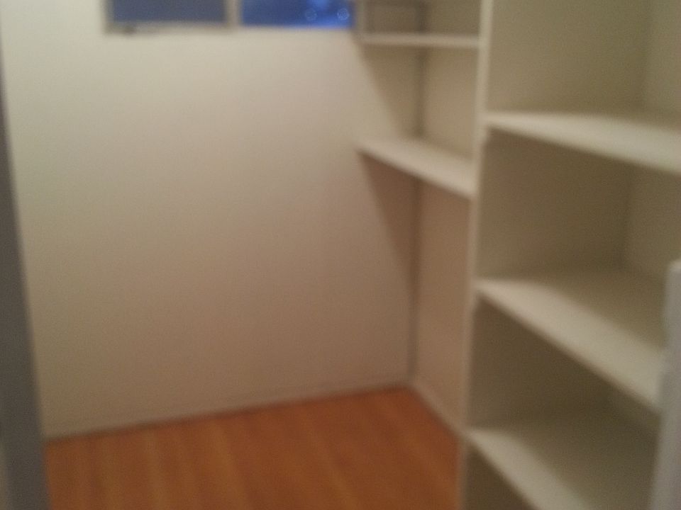1st image of 403 S 1st Ave