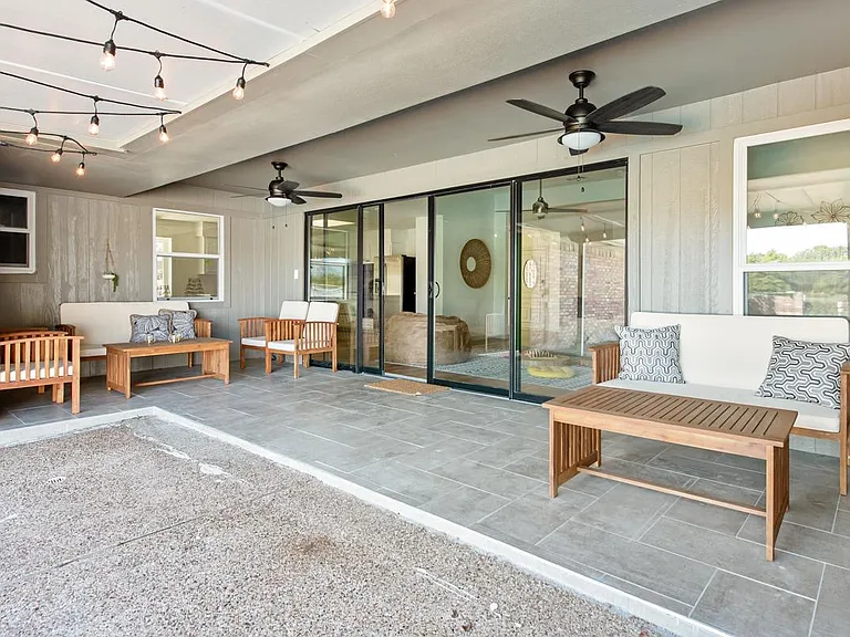 5014 Durango Dr — Photo 50