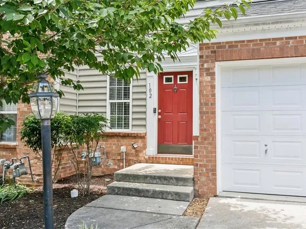 102 Daniels Drive, Yorktown, VA 23690