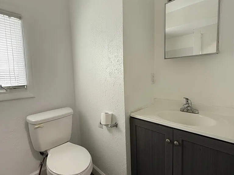 4112 Garden Park Dr — Photo 6