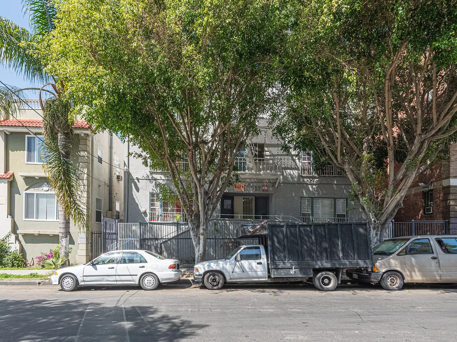307 Witmer St — Photo 2
