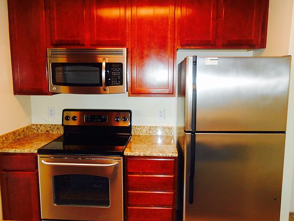 2nd image of 15615 Horseshoe Ln #615