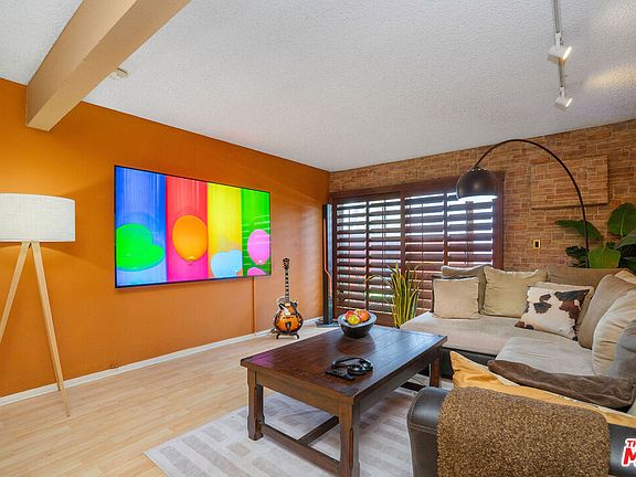 5th image of 28915 Thousand Oaks Blvd Unit 185