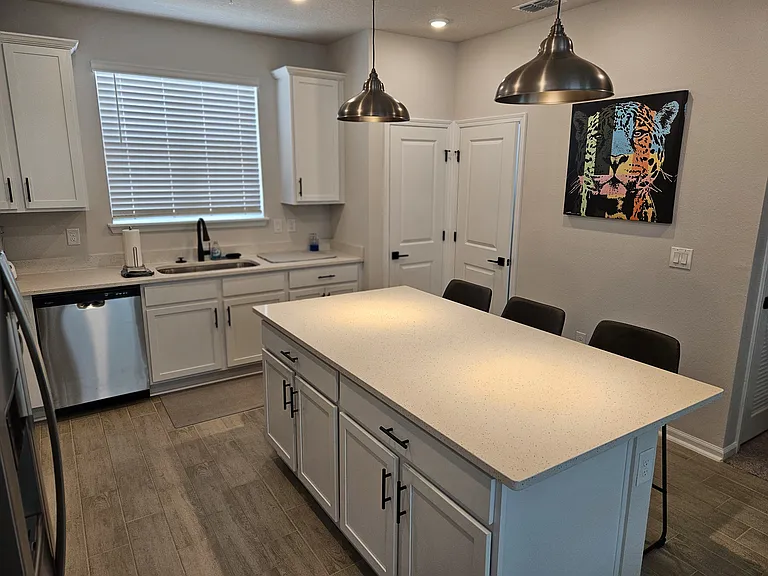 157 Barstow Pl — Photo 5