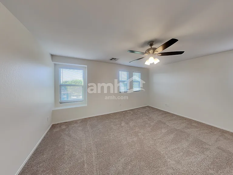 2865 S Hansen Dr — Photo 10