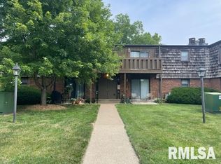 1905 Jeanette Ln APT 5, Springfield, IL 62702