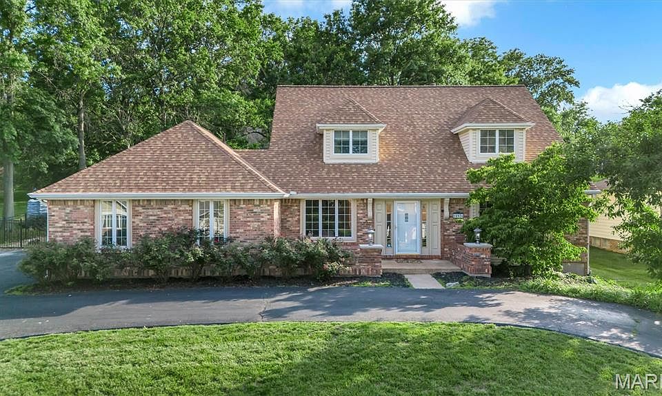 1st image of 15976 Downall Green Dr