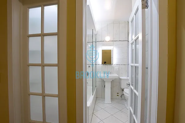 Rented by null | media 14