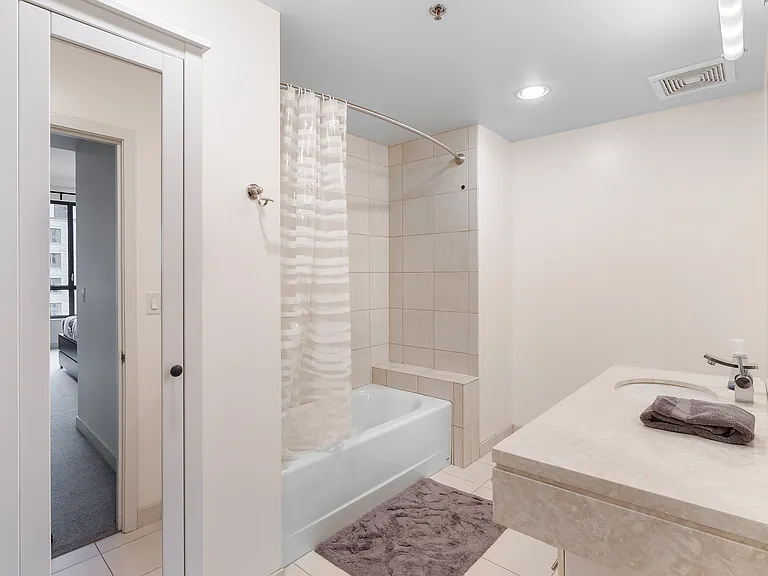 922 NW 11th Ave #714 — Photo 17