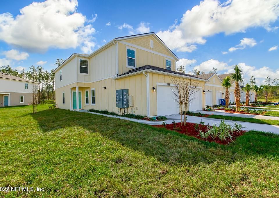 1st image of 21 Temple Dr