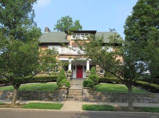 41 Carver Ter, Yonkers, NY 10710