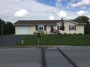 3 Northgate Ave, Myerstown, PA 17067