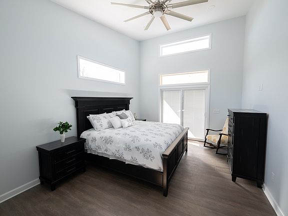 3rd image of 100 Snow Mountain Ln