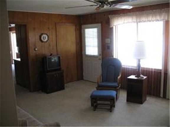 2nd image of 16493 AMELIA Drive