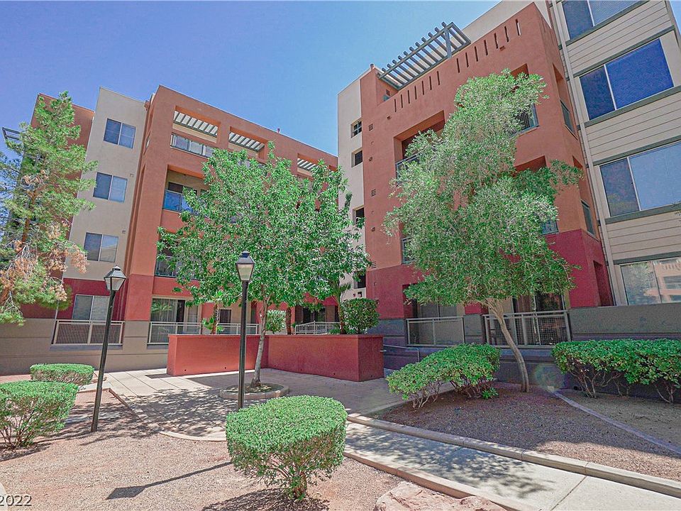 1st image of 43 E Agate Ave Unit 309