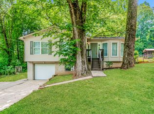 5863 Brenda Dr, Trussville, AL 35173