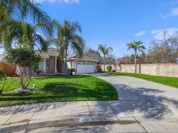 1331 E Parkview Ct, Visalia, CA 93292