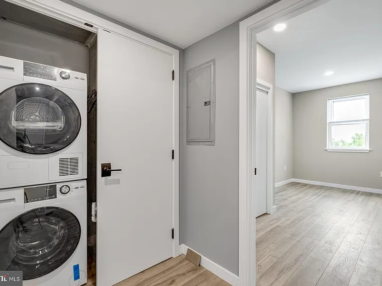 435 W Susquehanna Ave #2 — Photo 13