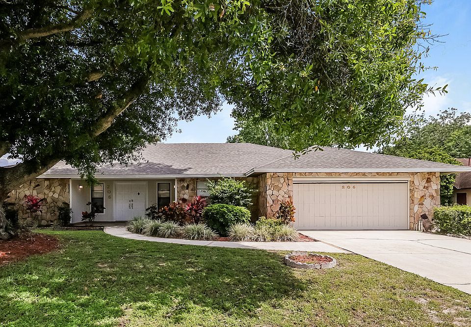 1st image of 206 College Grove Cir NE