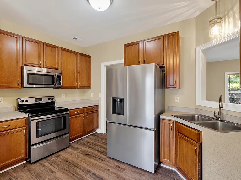 4621 Landover Dale Dr — Photo 13