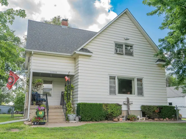 14390 102nd Rd, Hoyt, KS 66440