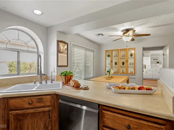 968 Painted Pony Dr, Henderson, NV 89014