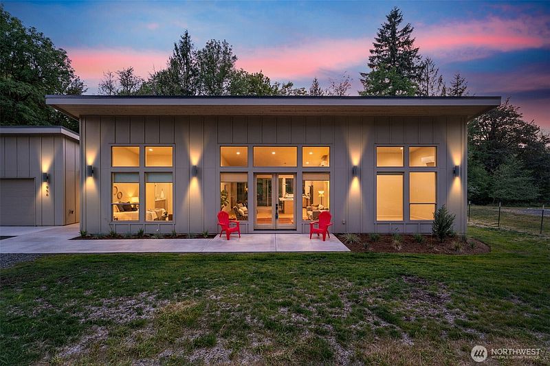 2nd image of 956 Paine Road